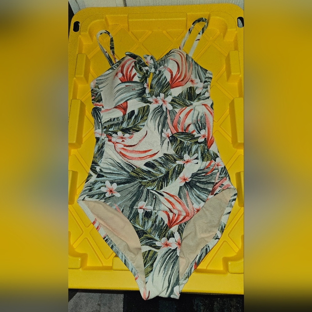 NWOT Kona Sol Floral Size Med. Swimsuit with Green and Red Accents